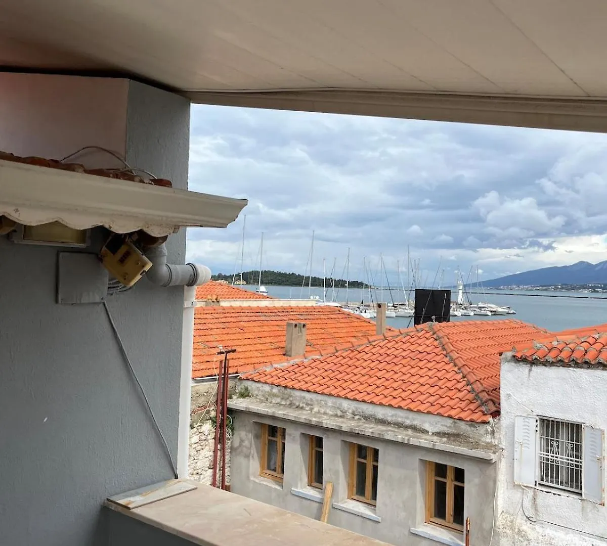 Five Bedroom Plus Living, Triplex Villa With Big Private Garden, Fifty Meters To Sea In Urla, Sleeps Twelve, Three Baths 0*, Urla